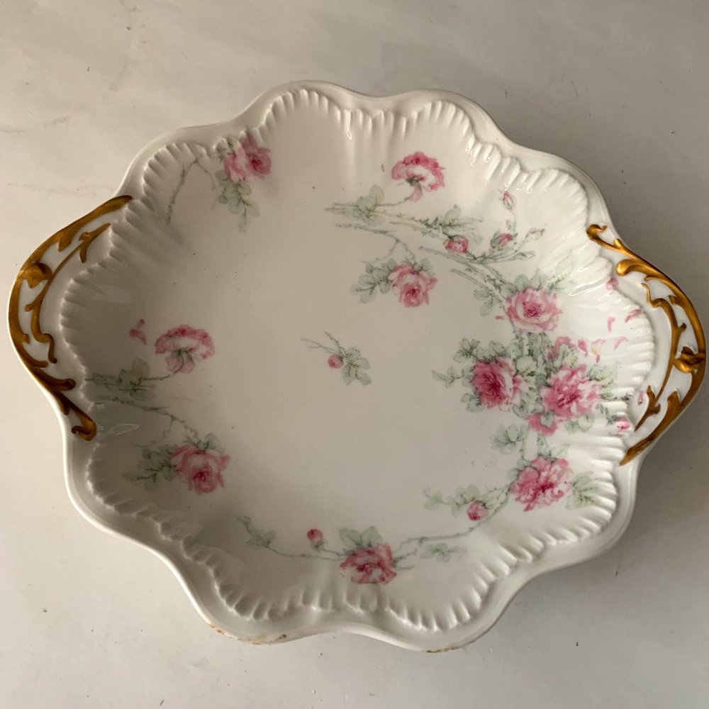 THEODORE HAVILAND LIMOGES FRANCE CAKE PLATE ROSES 10" BY 9" BY 2" ANTIQUE